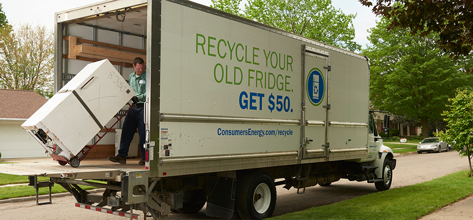 https://www.consumersenergy.com/-/media/CE/Images/Content%20Images/feature-images/residential/save-money-and-energy/rebate/appliance-recycling/Appliance%20Pickup--FW%20FEATURE.png